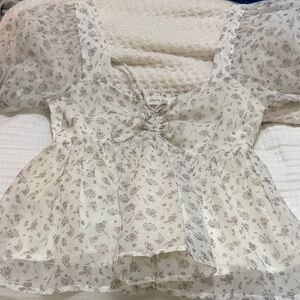Altered state Floral Puff Sleeve Blouse